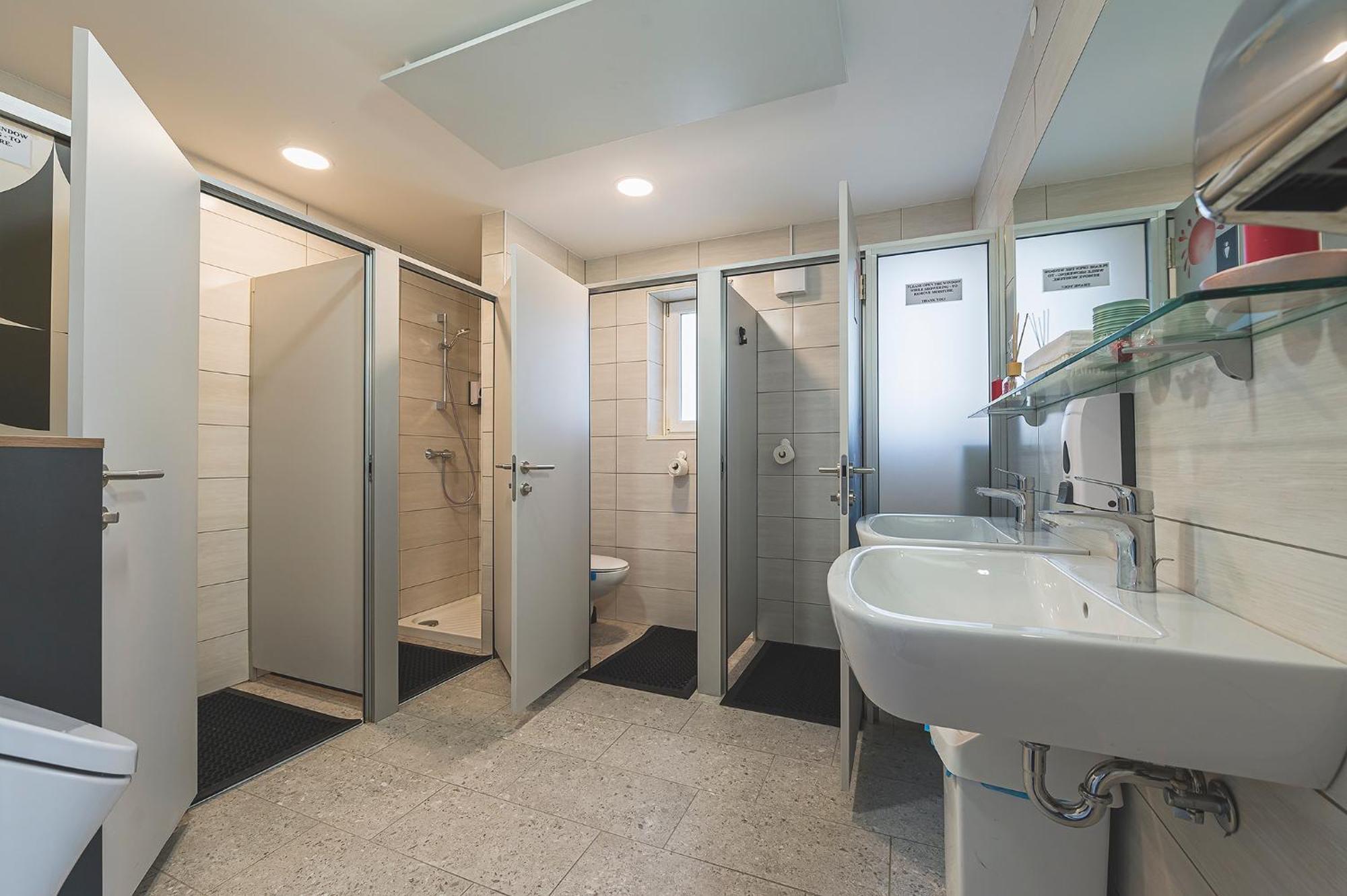 Do Avta Rooms Lublaň Exteriér fotografie