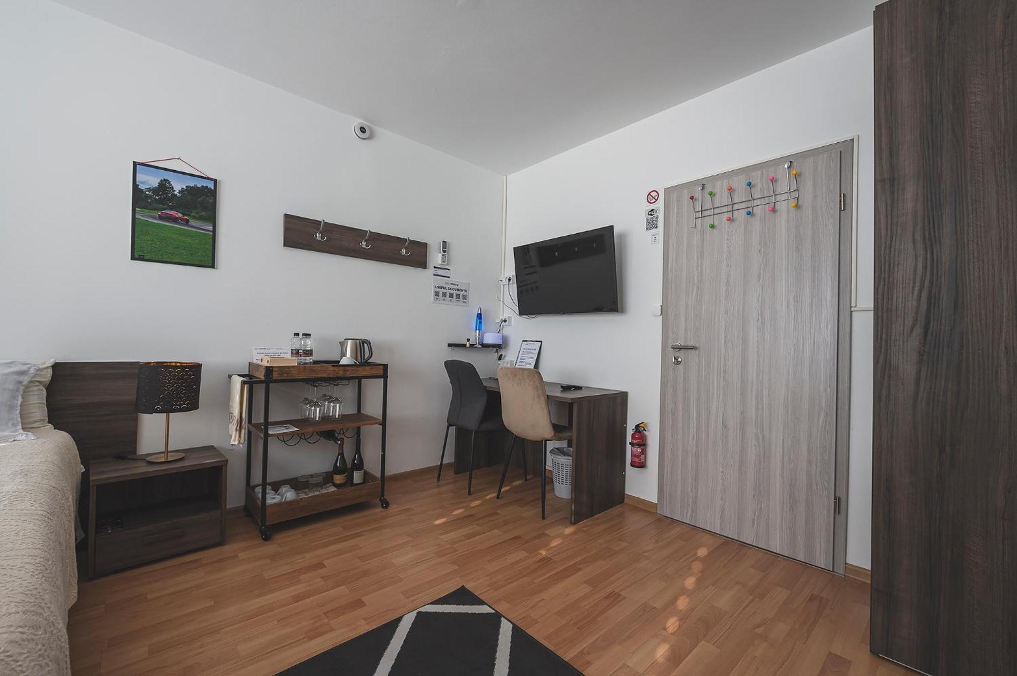 Do Avta Rooms Lublaň Exteriér fotografie